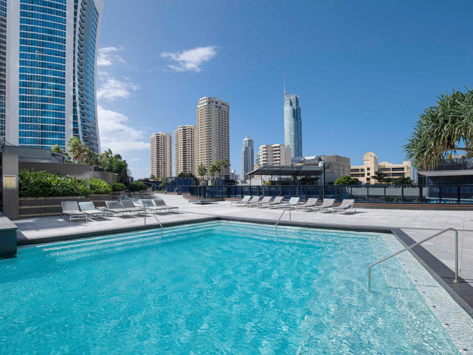 Deluxe 1br Couple & Family Ocean Apartment, Circle On Cavill, Surfers Paradise *