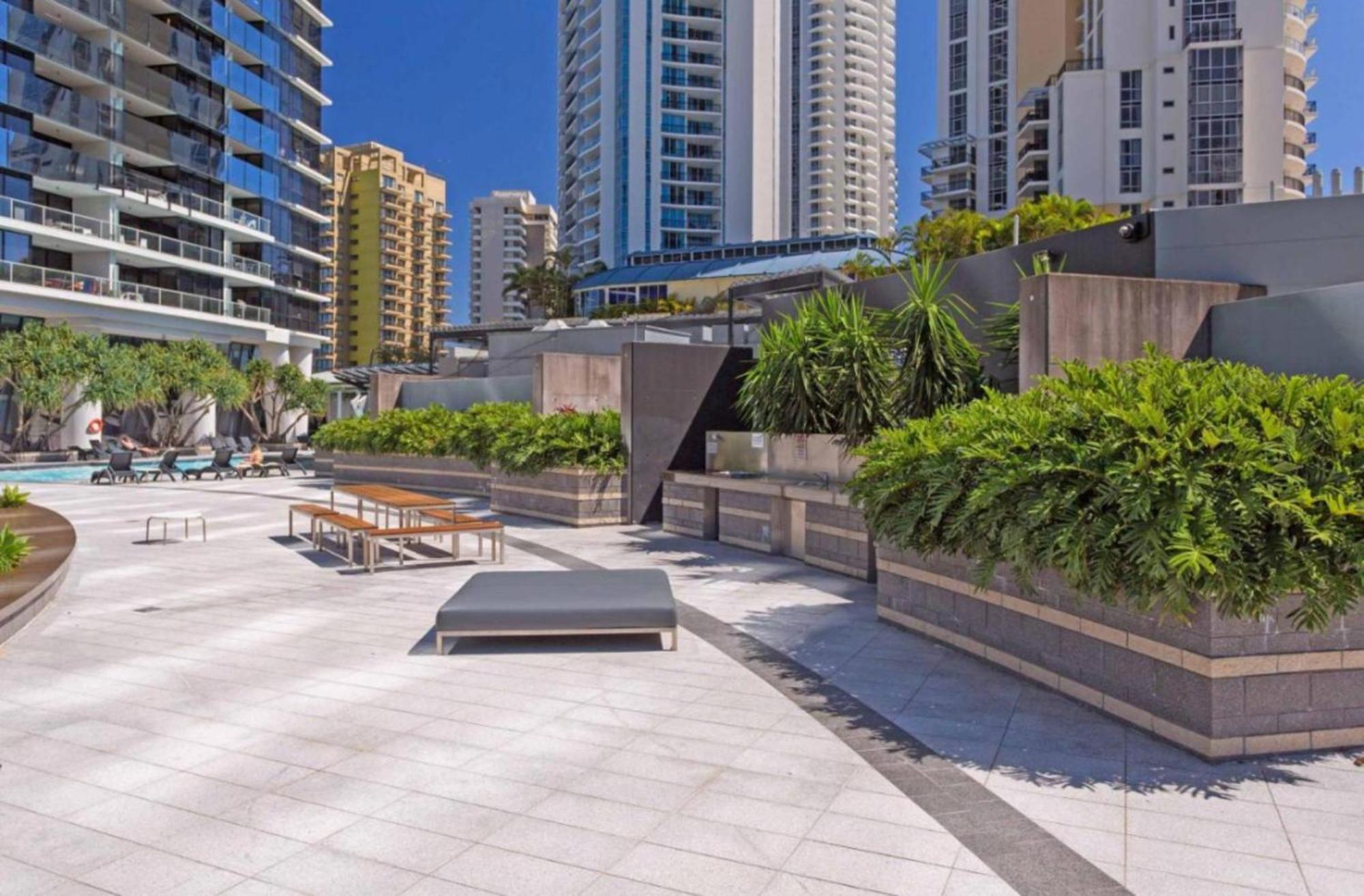 Apartment Deluxe 1br Couple & Family Ocean Apartment, Circle On Cavill, Surfers Paradise *