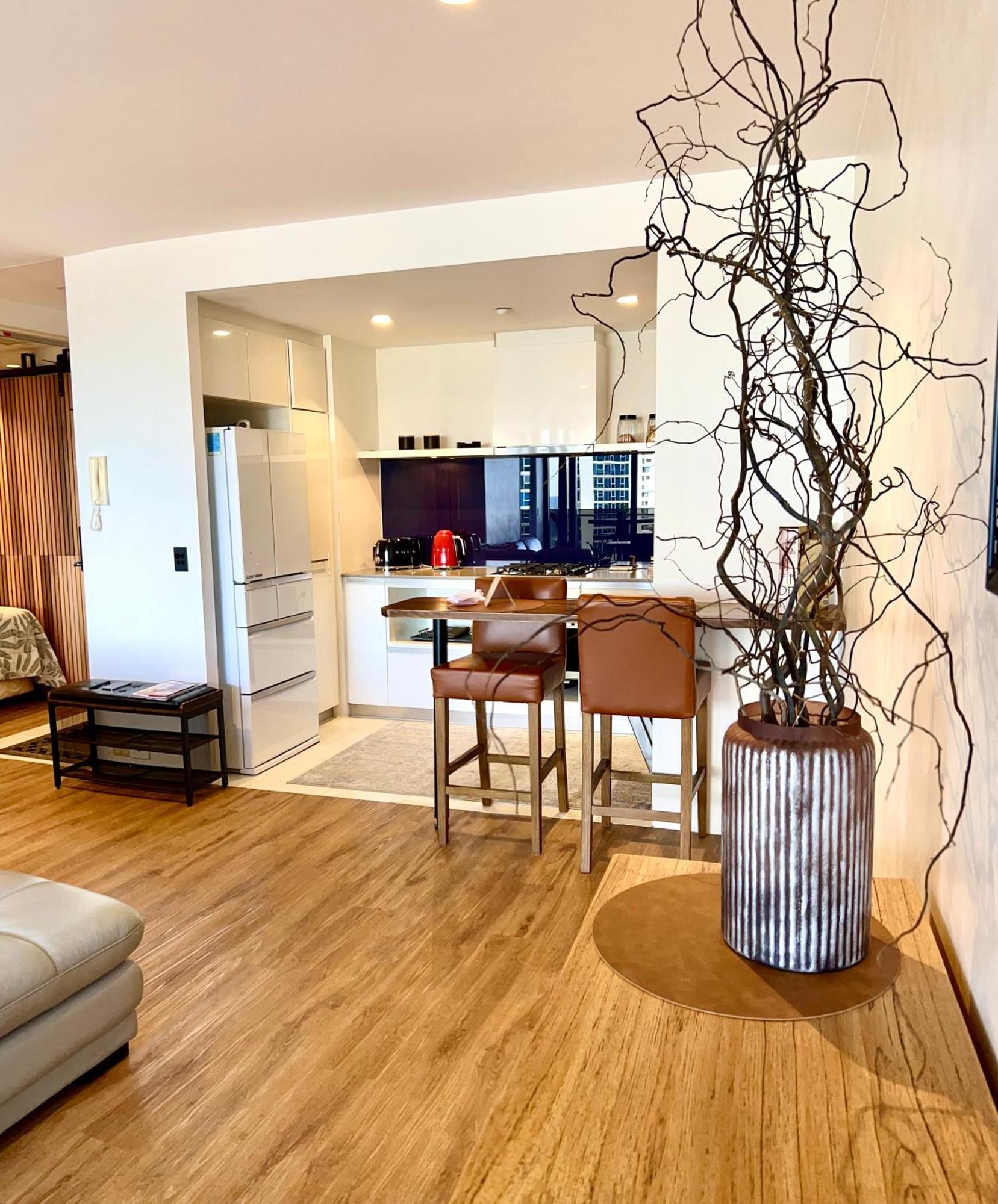 Deluxe 1br Couple & Family Ocean Apartment, Circle On Cavill, Surfers Paradise Apartment Gold Coast